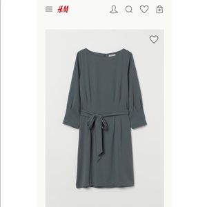 H&M Women’s short, boat neck, 3/4 sleeve dress in XXL